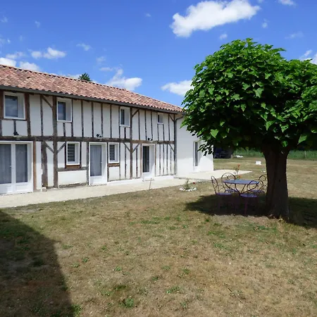 Holiday home Ferme Landaise Dans Un Environnement Privilegie