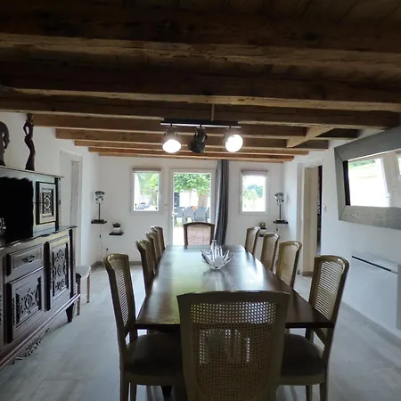 Ferme Landaise Dans Un Environnement Privilegie Taller