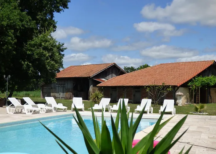 Ferme Landaise Dans Un Environnement Privilégié Hébergement de vacances *